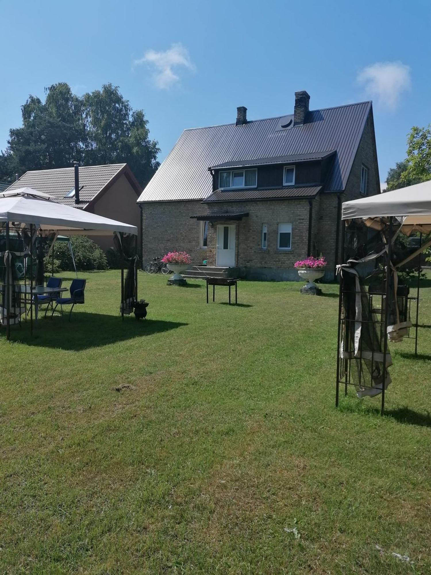 Hotel Sea And Sun Jurkalne Zewnętrze zdjęcie